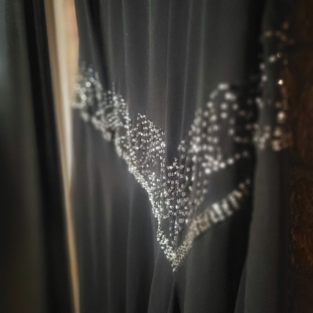 1920s Drop Waist Speakeasy Vibe Black Dress Rhinestones Size 14 Sleeveless Vneck - Picture 8 of 16